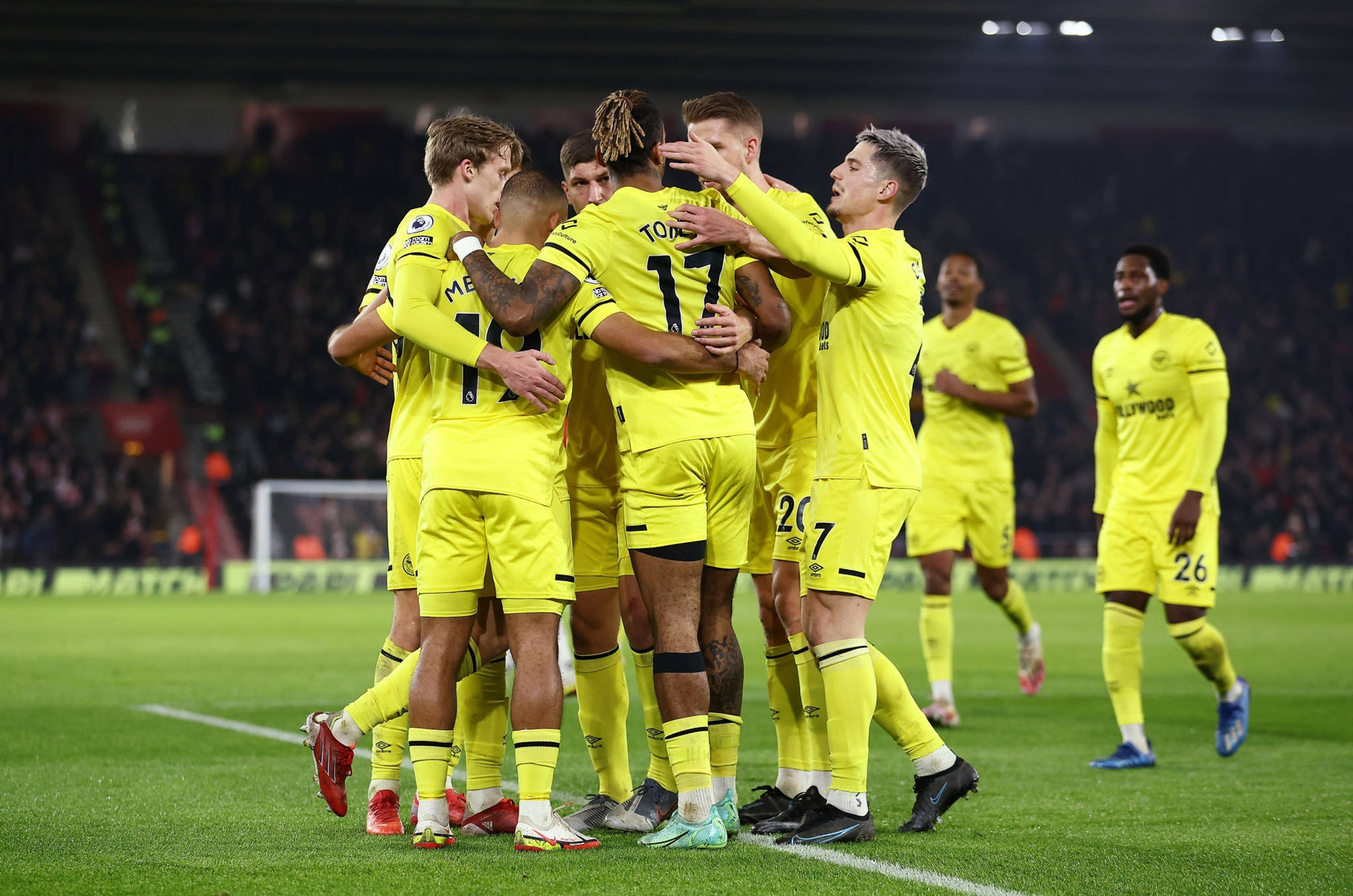 勇士再遭绝杀，球迷心碎一地（勇士又遭绝杀，球迷心碎不已）